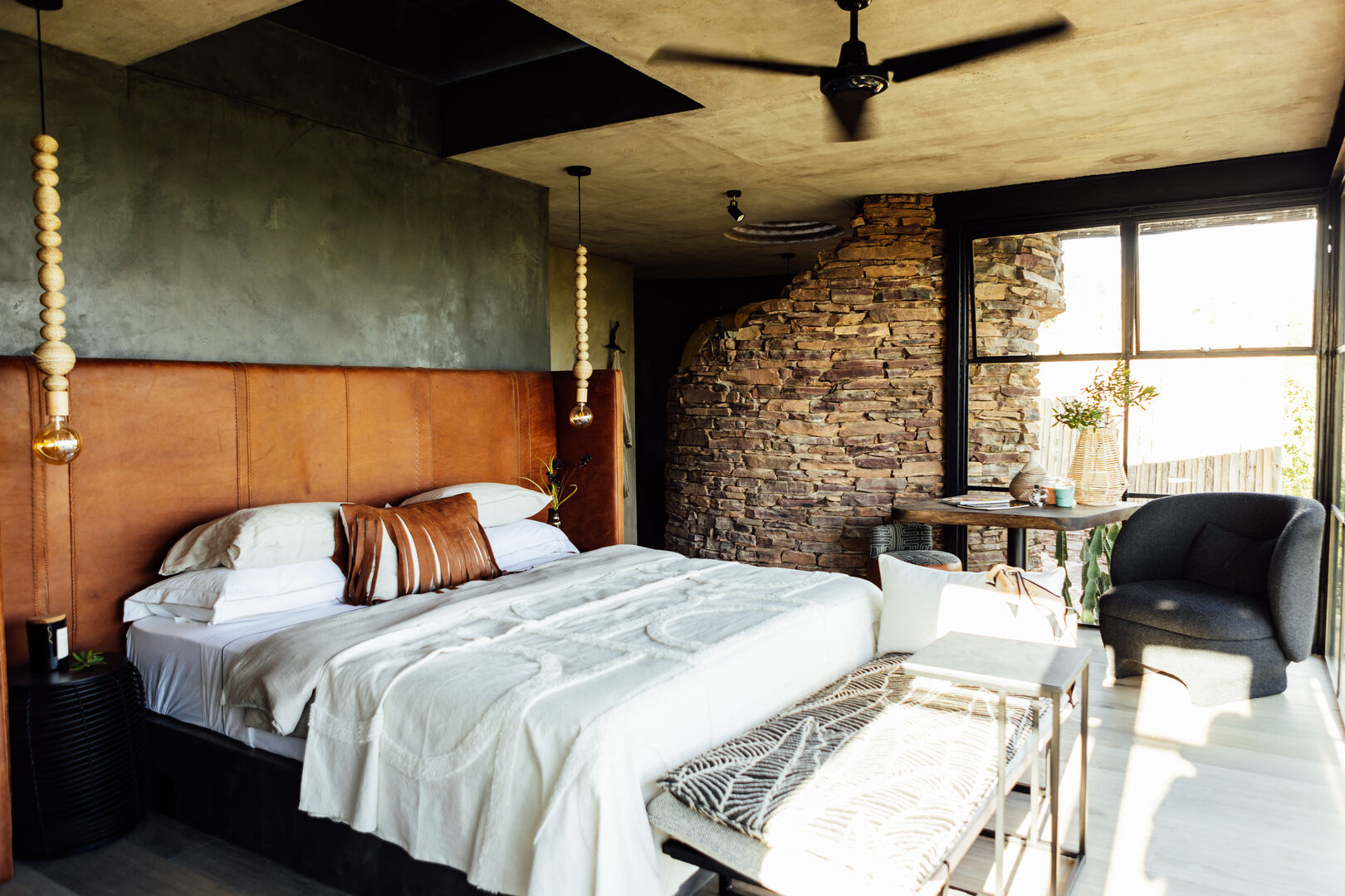 Cypiro Leopard Lodge — Ebony gallery