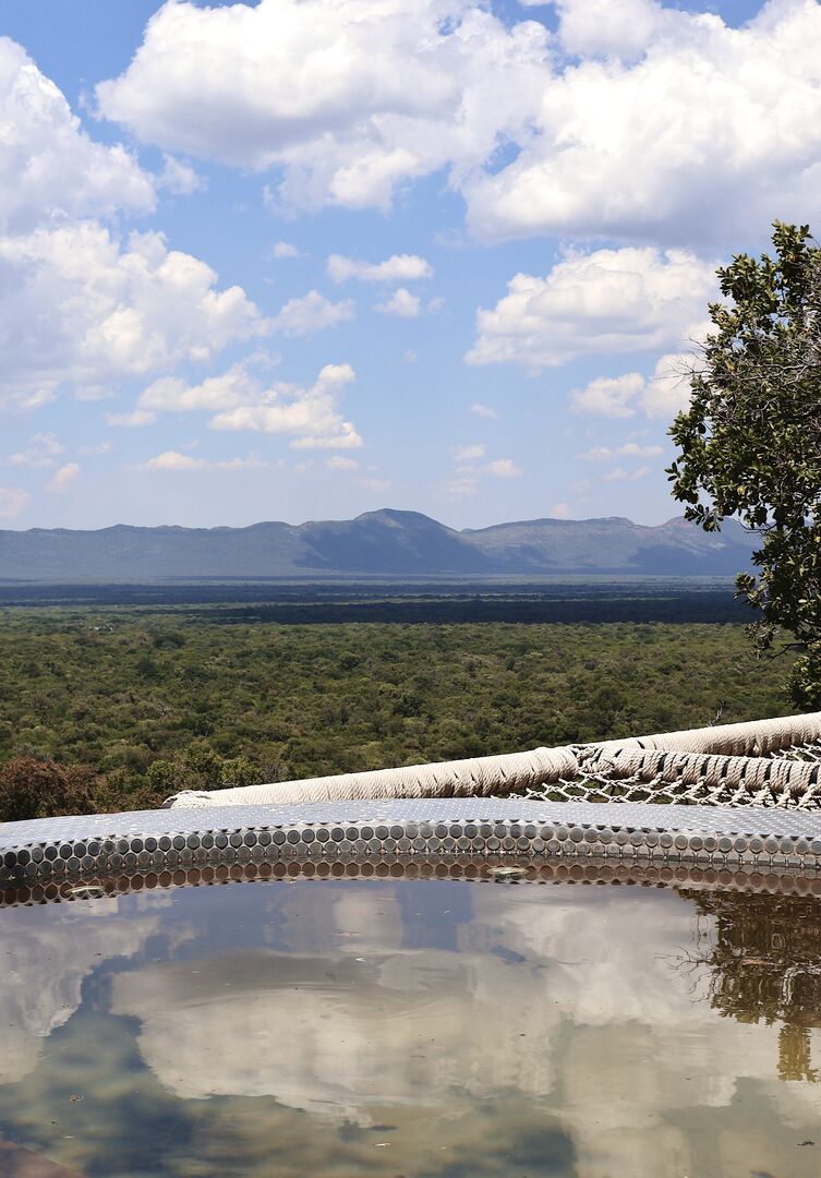 Cypiro Leopard Lodge — Ebony gallery