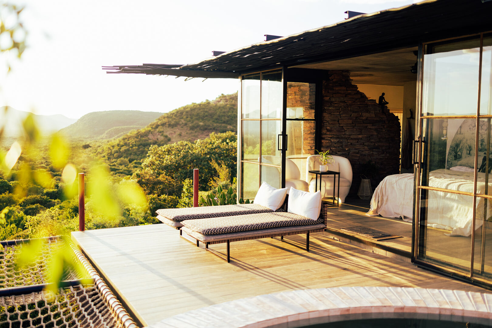 Cypiro Leopard Lodge — Ivory gallery
