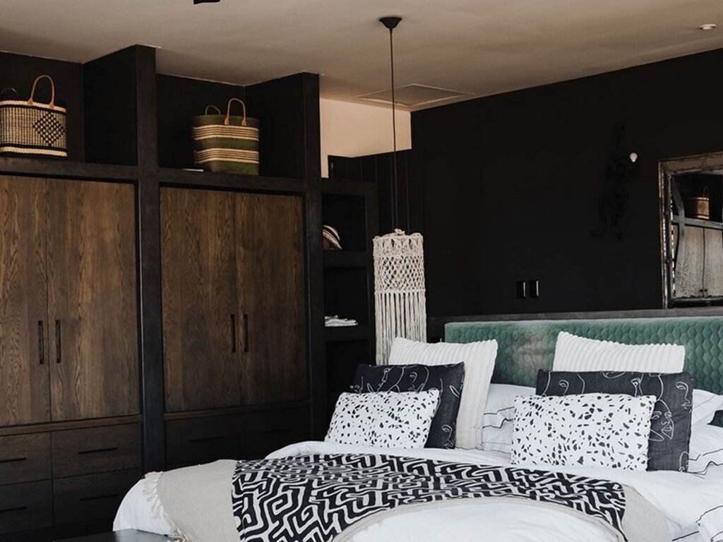 The Blogck — Luxury Bush House (Sole Use) - 1