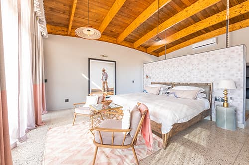 Family Room - 1
