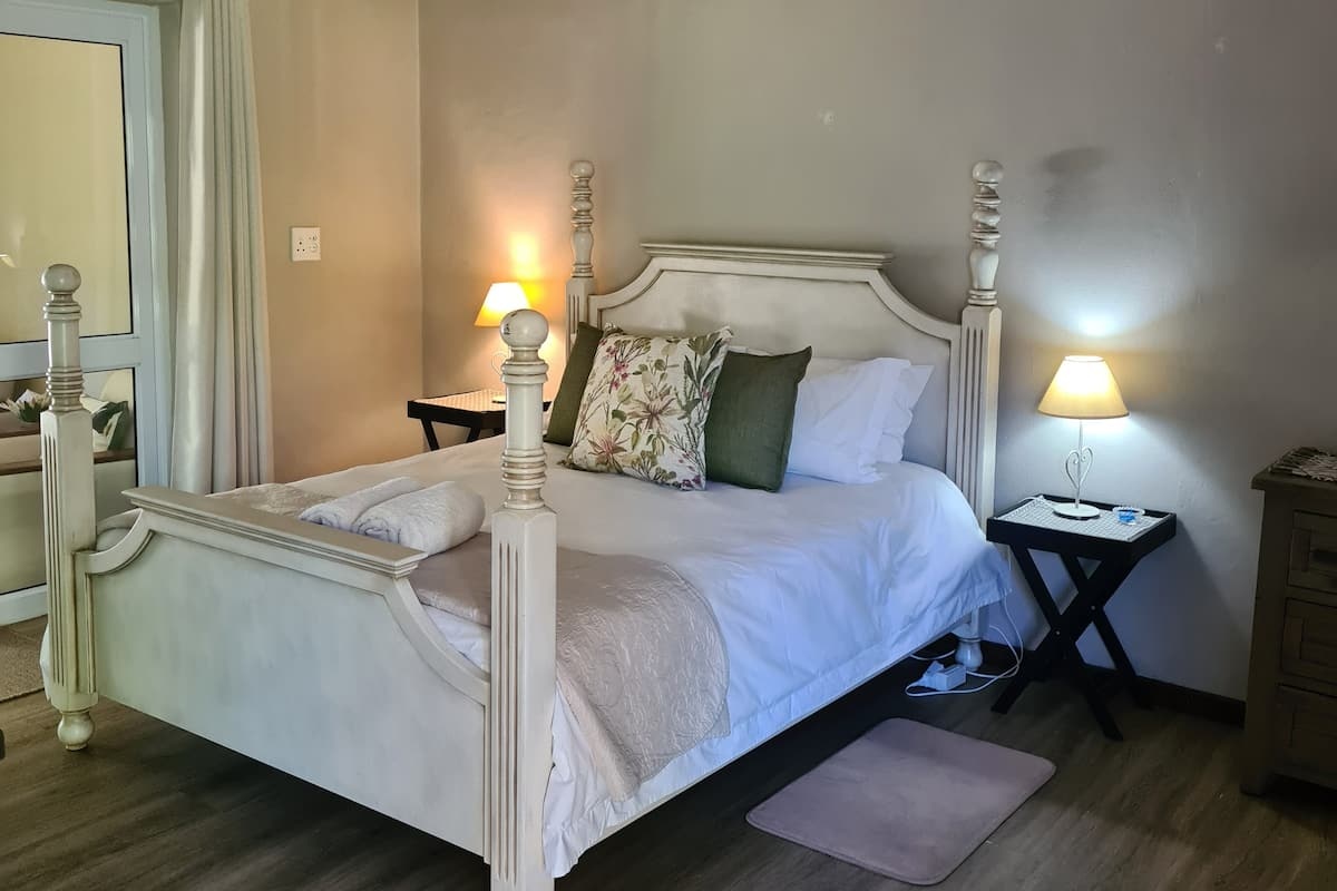 Franschhoek Farm Cottages – Songold gallery