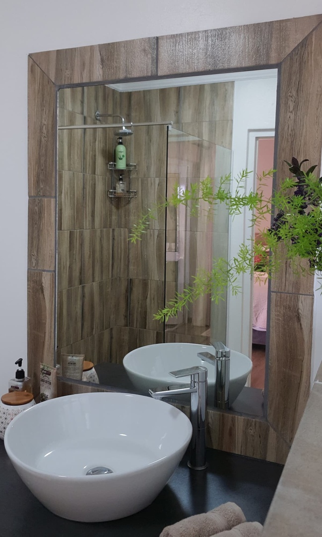 Franschhoek Farm Cottages – Songold gallery
