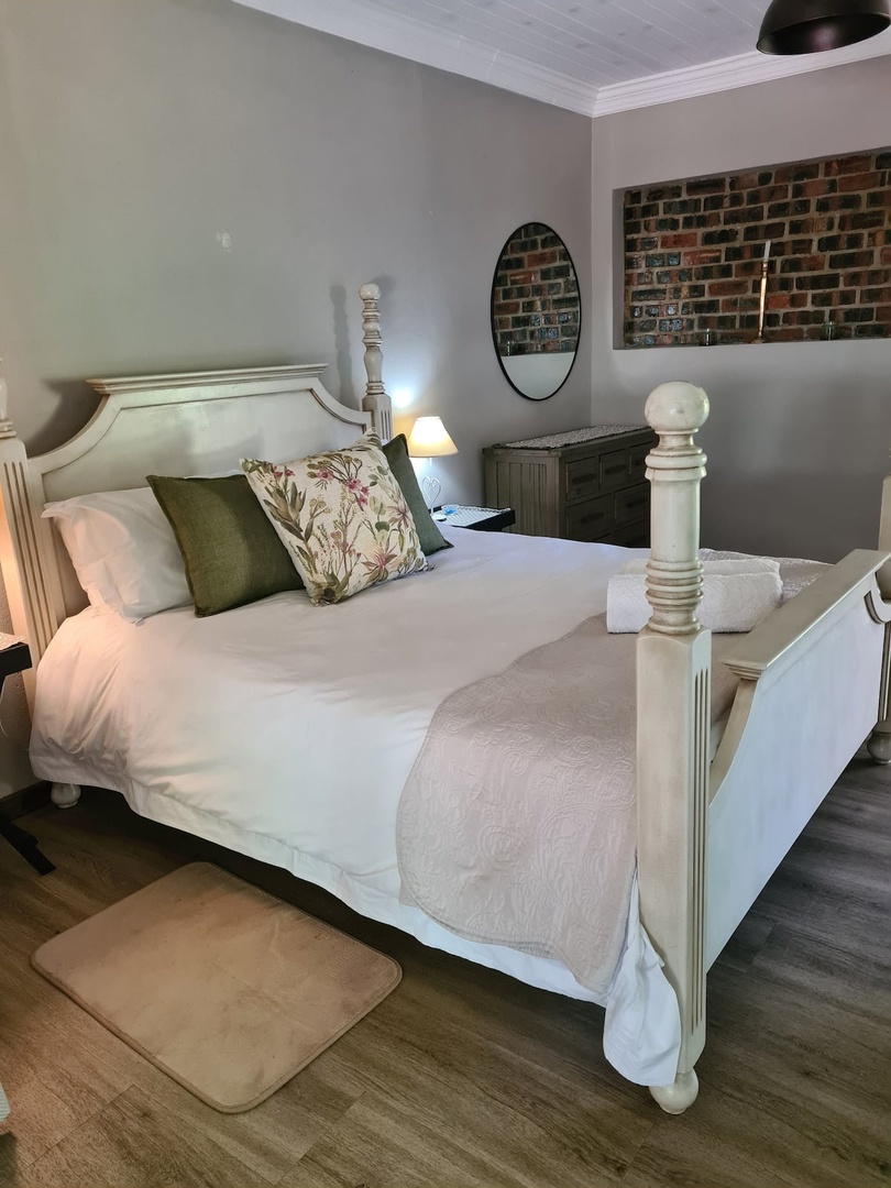 Franschhoek Farm Cottages – Songold gallery