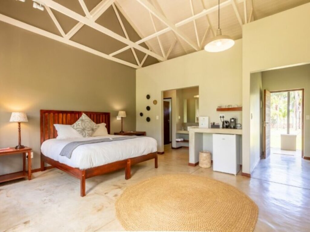 Family Room - 1
