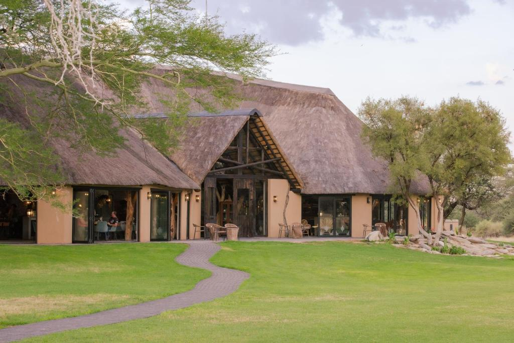 Okapuka Safari Lodge
