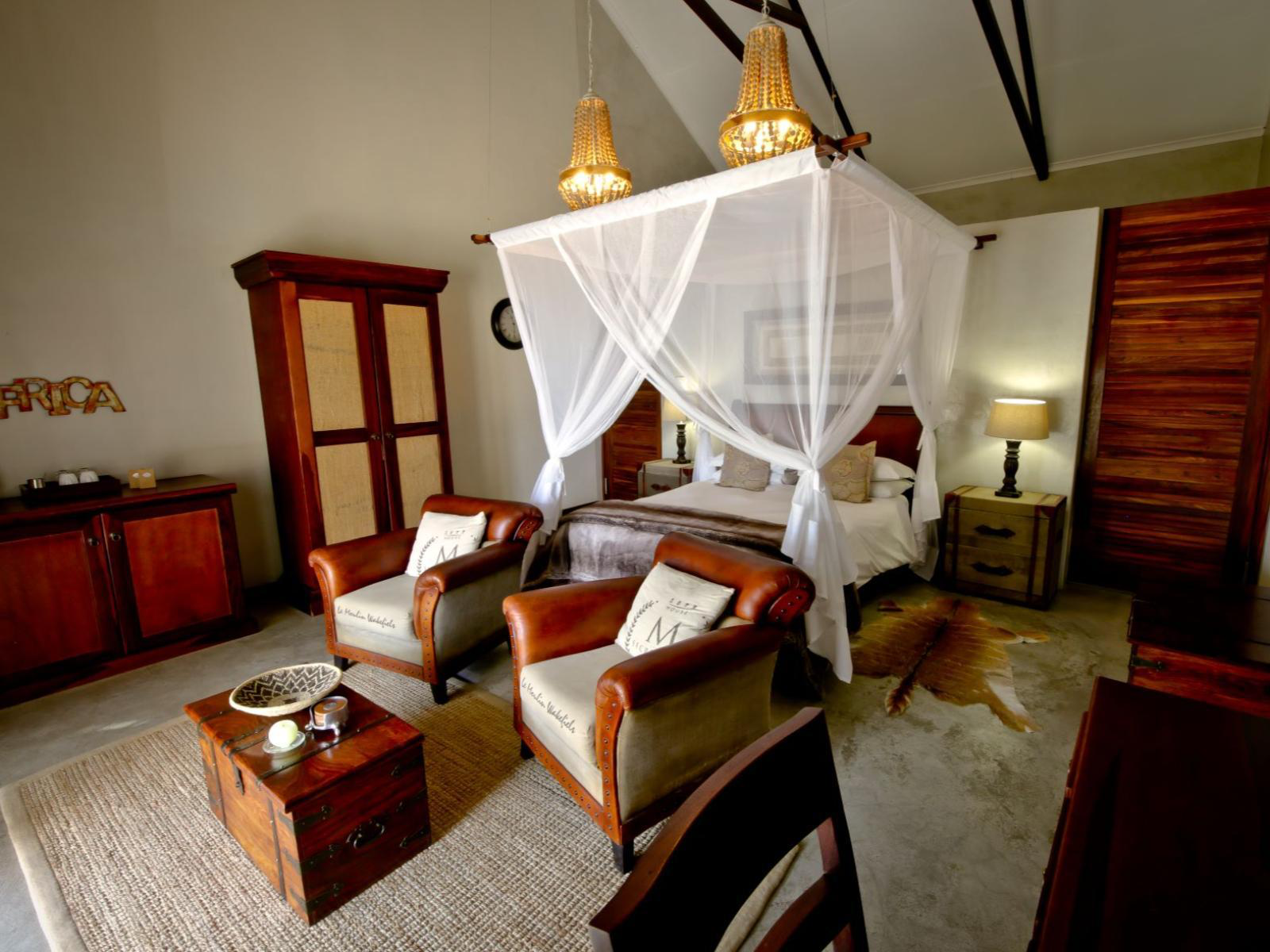 Deluxe Elegant Twin Room - 1