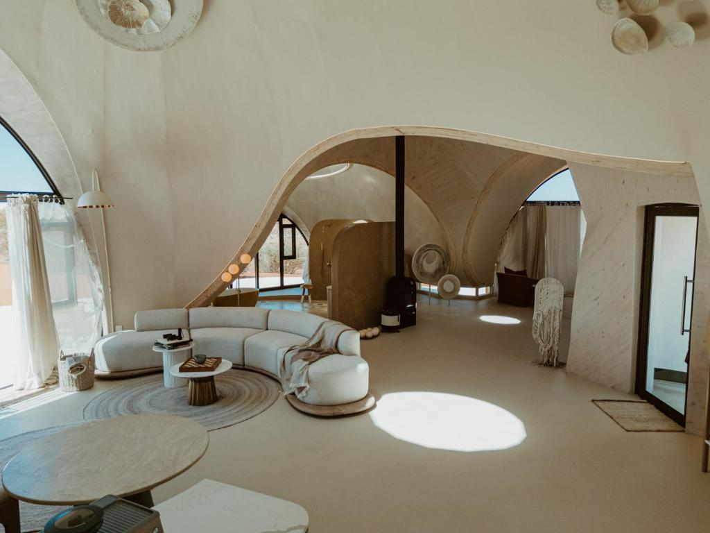 Reverie Pod - 1