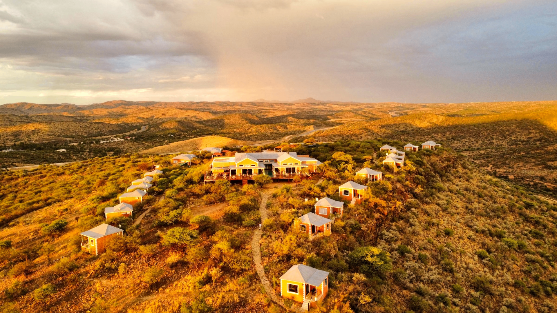River Crossing Lodge