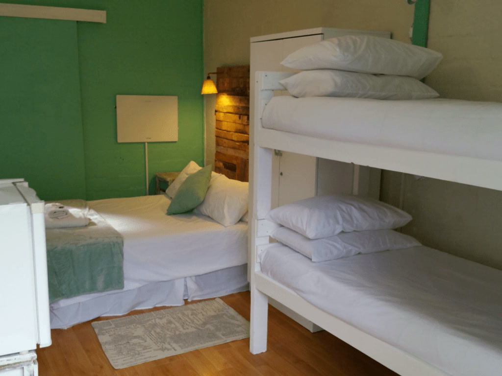 SaltyCrax Backpackers gallery