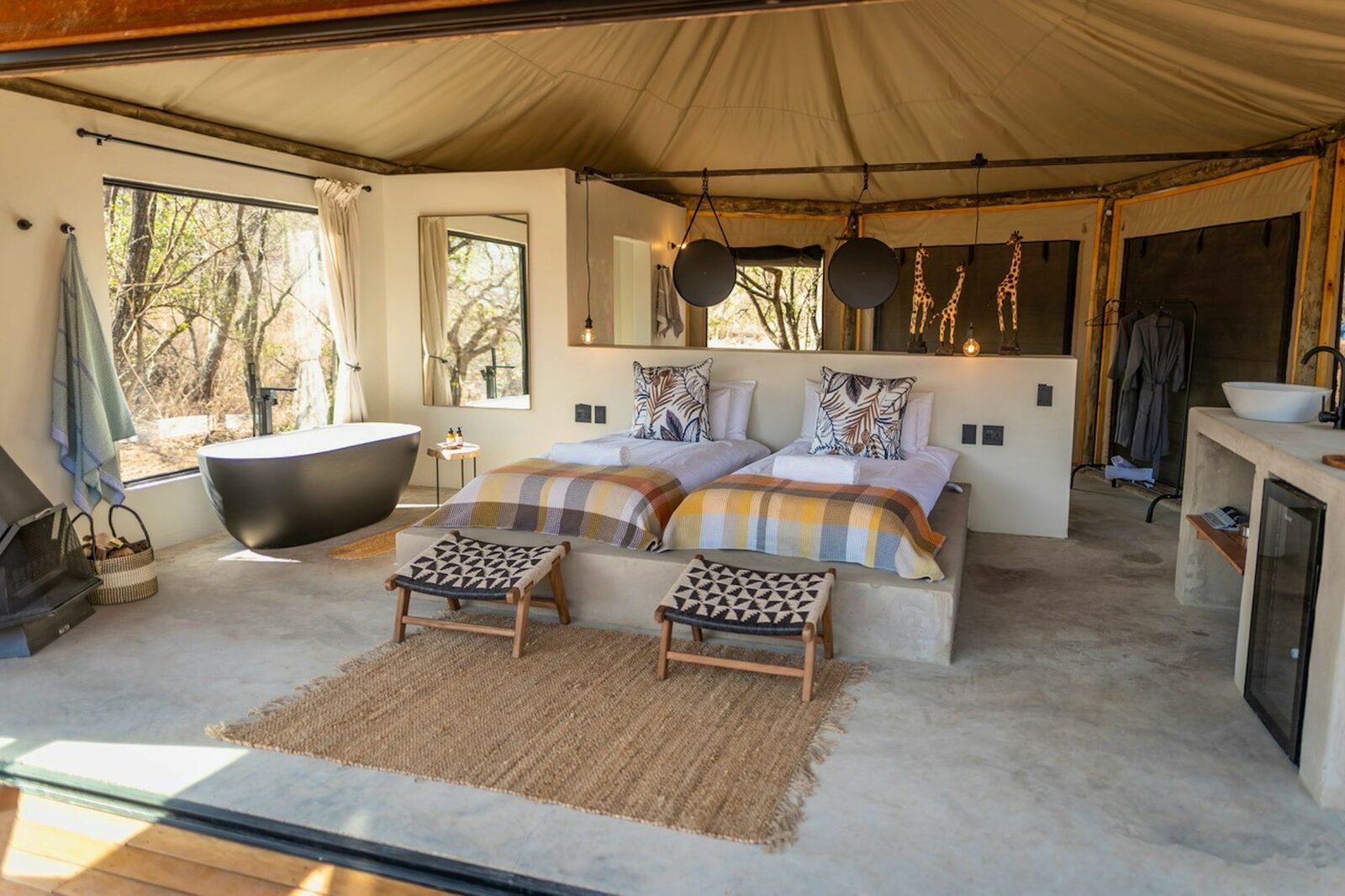 New Beginnings Couple Tent - 1